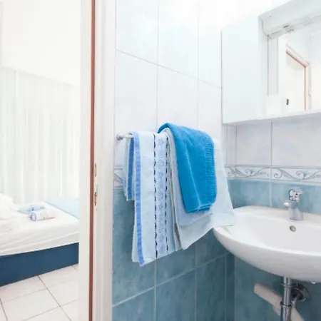 Lili Appartement Podgora