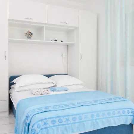 Appartement Lili Podgora